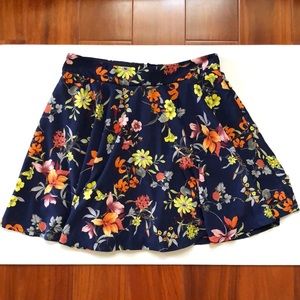 Preowned Flower Print Navy Blue Mini Skirt
